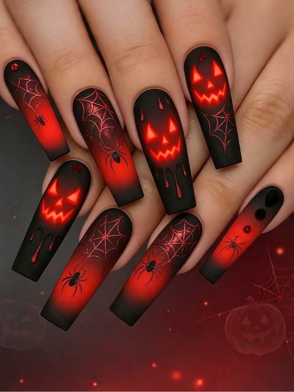 24pc Press On Nail Set from the Nail Bar 💅